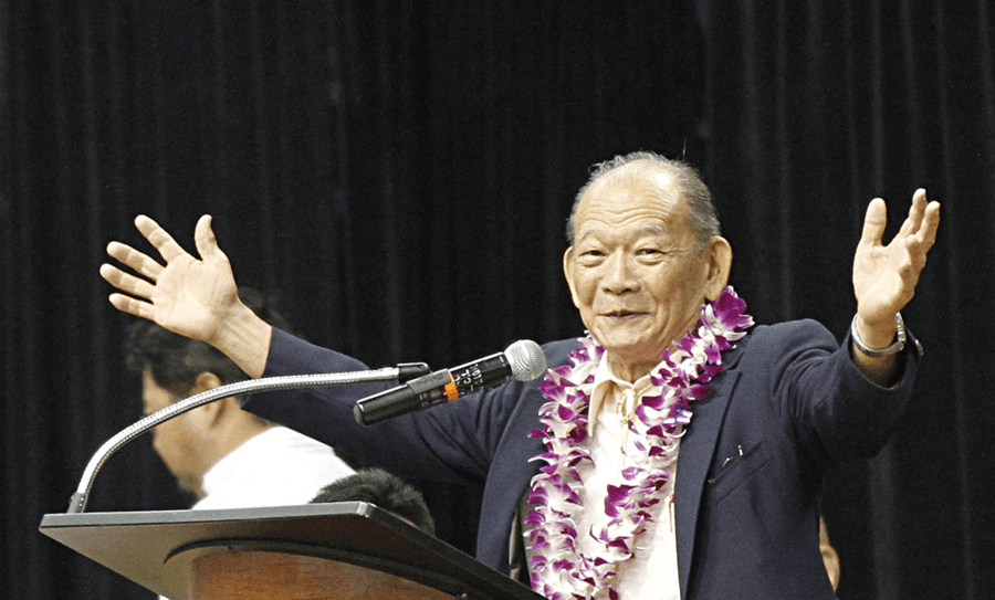 photo of Albert Aoki