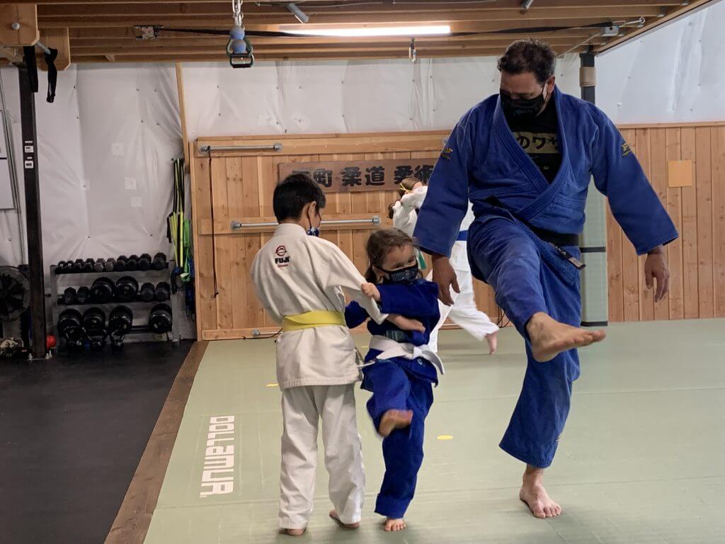 Portland judo club kids running on mat