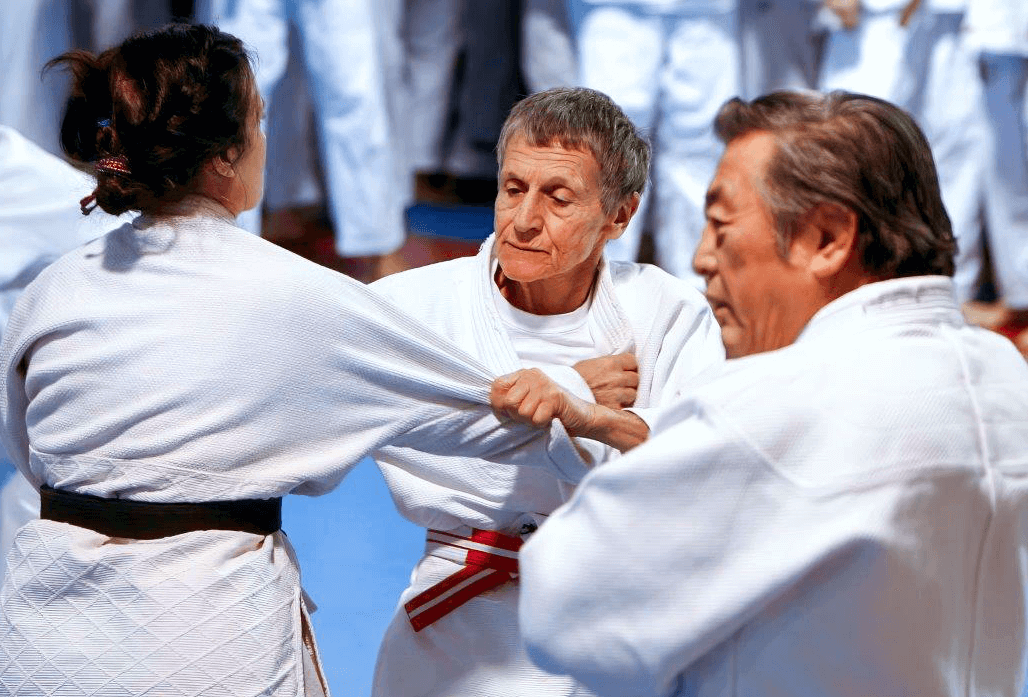 Karen Whilden, Fran and Edwin Takemori at clinic